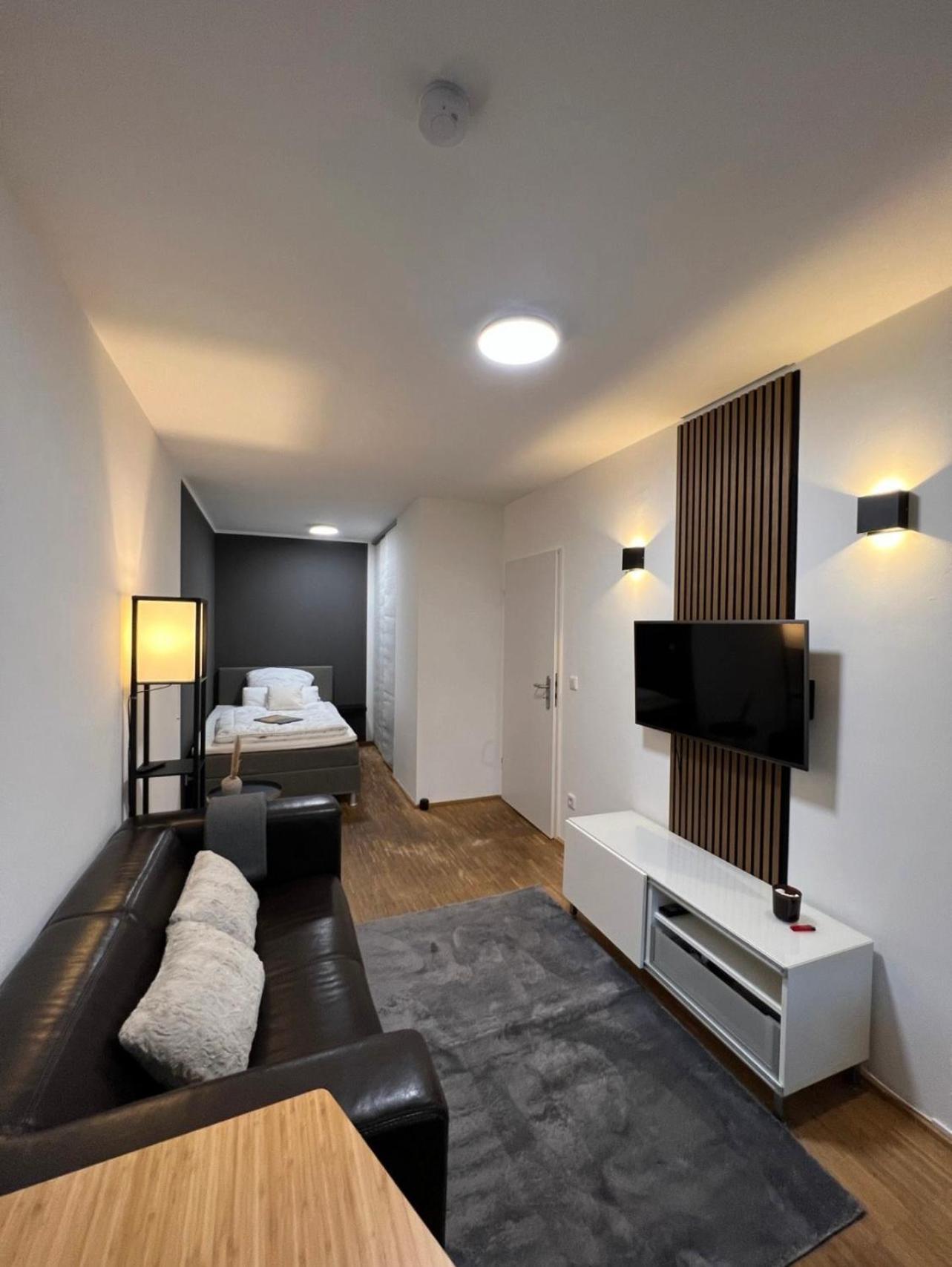 Medienhafen Apartment Direkt Am Zentrum Düsseldorf Dış mekan fotoğraf